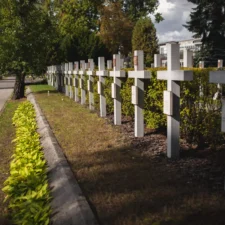 Cmentarz Powązki Wojskowe - usługi pogrzebowe