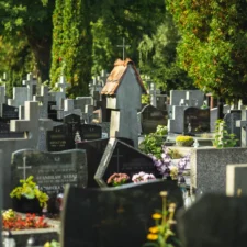 Cmentarz Wawrzyszew - zakład pogrzebowy