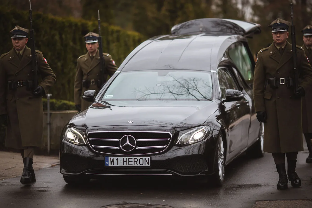 Pogrzeby wojskowe w Warszawie