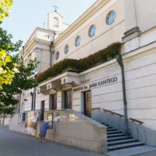 Kosciół pw. św. Jana Kantego przy ul. Krasińskiego 31 (3)