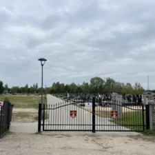 Cmentarz komunalny Łomianki przy ul Cienistej 20 (1)