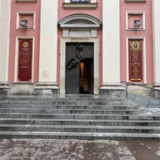 Kościół Matki Bożej Łaskawej 1