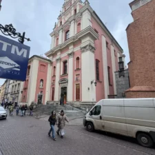 Kościół Matki Bożej Łaskawej 3